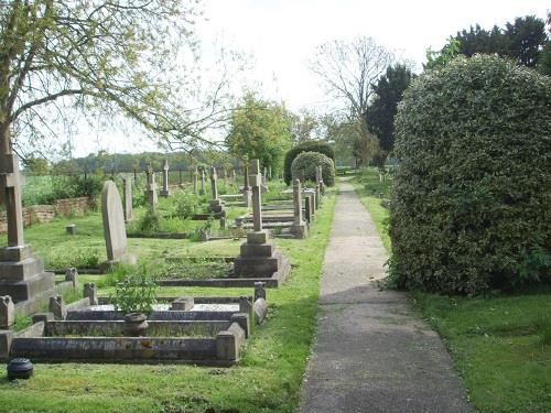 Commonwealth War Graves St. Peter Churchyard