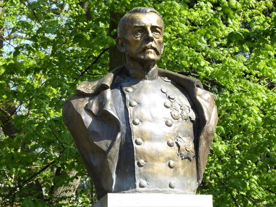 Memorial Lieutenant General Dossin de Saint-Georges #3