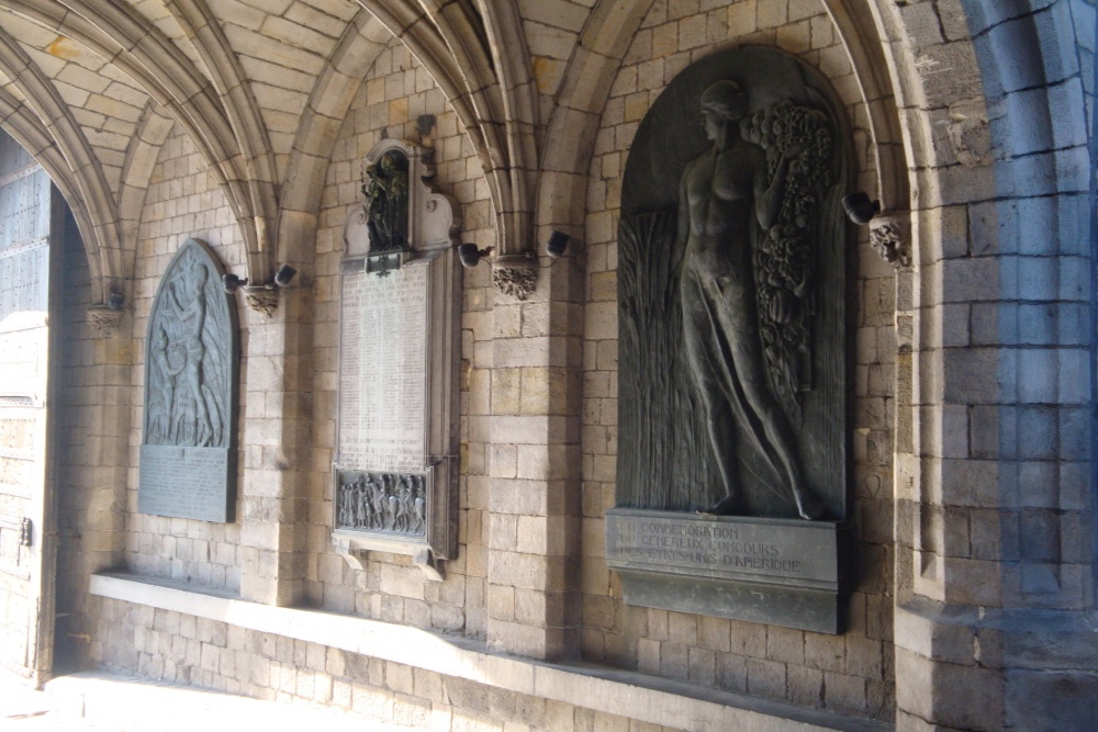 Memorials City Hall Mons #2