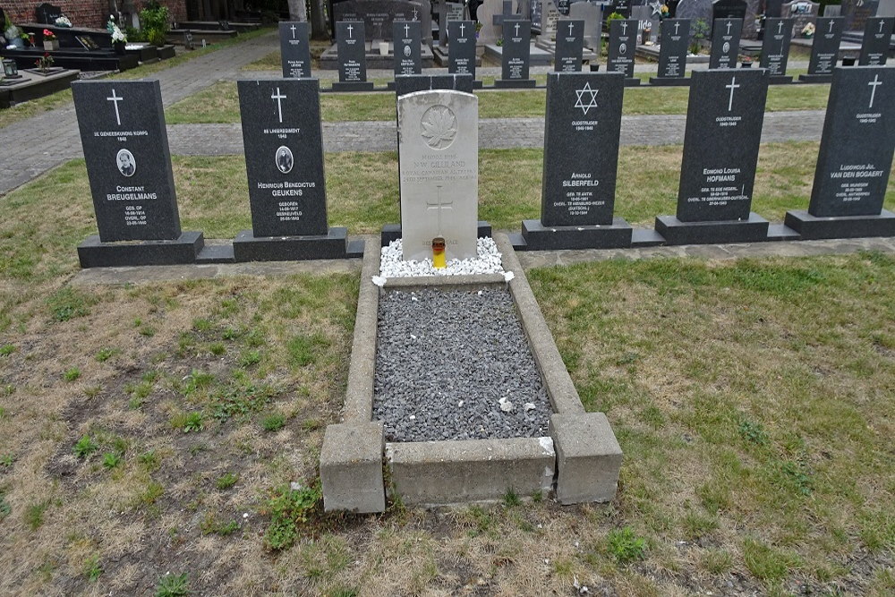 Commonwealth War Grave Wijnegem #1