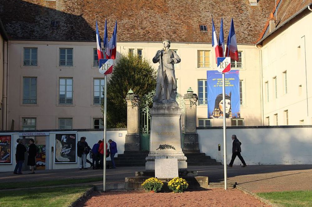 Oorlogsmonument Marcigny #1