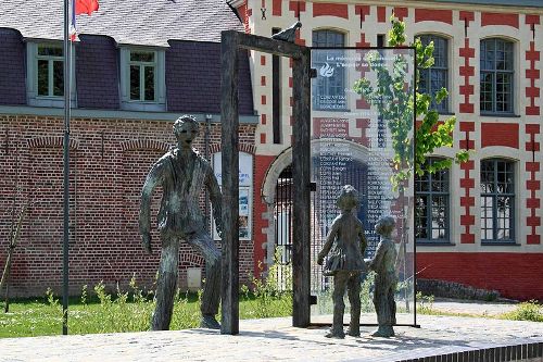Oorlogsmonument Baisieux #1