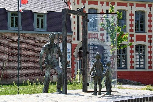 Oorlogsmonument Baisieux #1