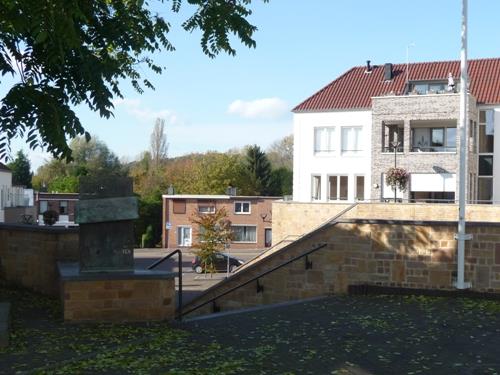 War Memorial Schinnen #3