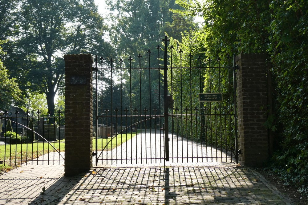 Dutch War Grave Roman Catholic Cemetery #5