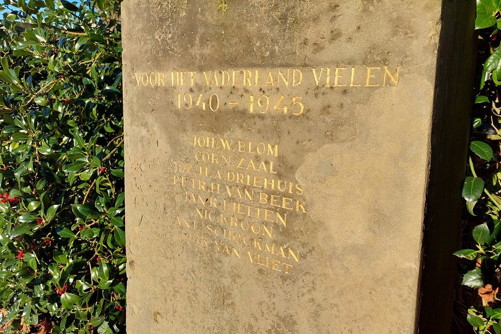 War Memorial Vinkeveen #1