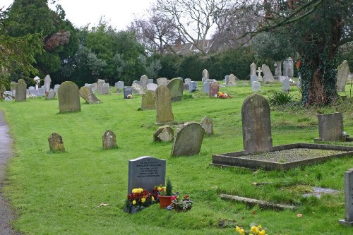 Oorlogsgraven van het Gemenebest St John the Baptist Churchyard #1