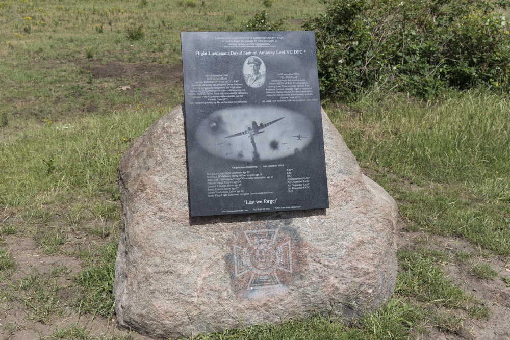 Memorial David Lord VC DFC #1