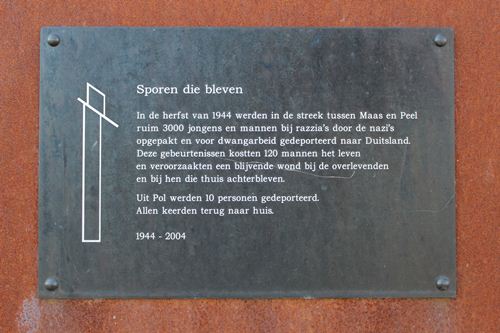 Monument 'Sporen die bleven' Pol #2