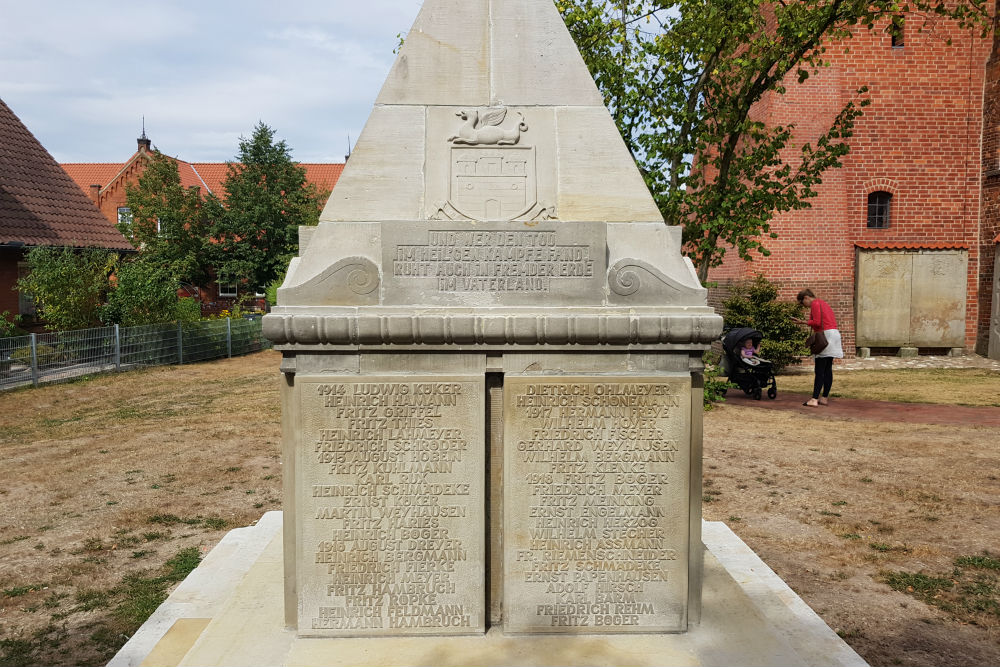 Oorlogsmonument Drakenburg #2