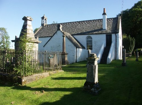 Oorlogsgraven van het Gemenebest Kilchrenan Parish Churchyard