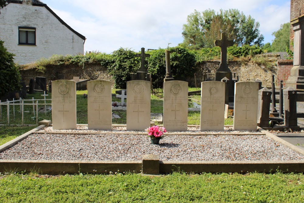 Commonwealth War Graves Harveng