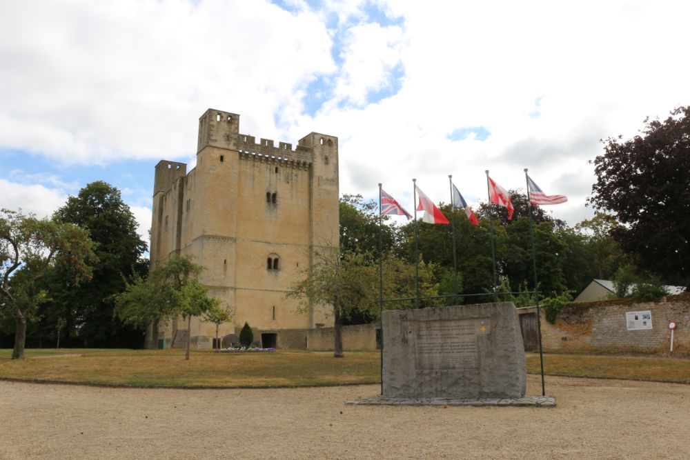 Monument Falaise Pocket Chambois #4