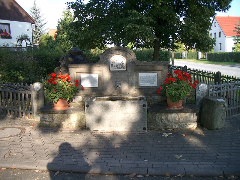 Monument Ontmoeting Drie Monarchen #2