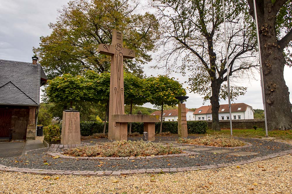 Oorlogsmonument Drove #1