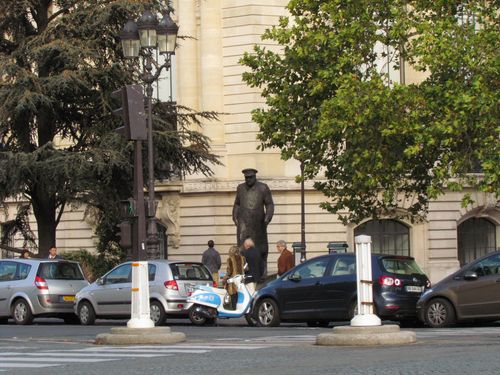 Monument Winston Churchill Parijs #3
