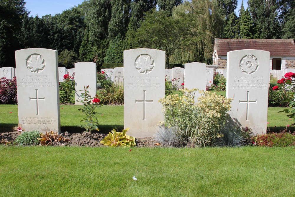 Commonwealth War Graves Brussels Town Cemetery #3