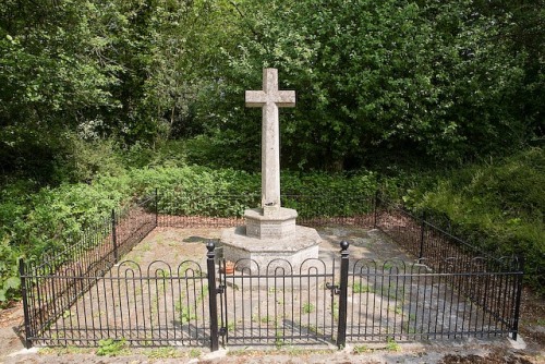 Oorlogsmonument Chilworth #1