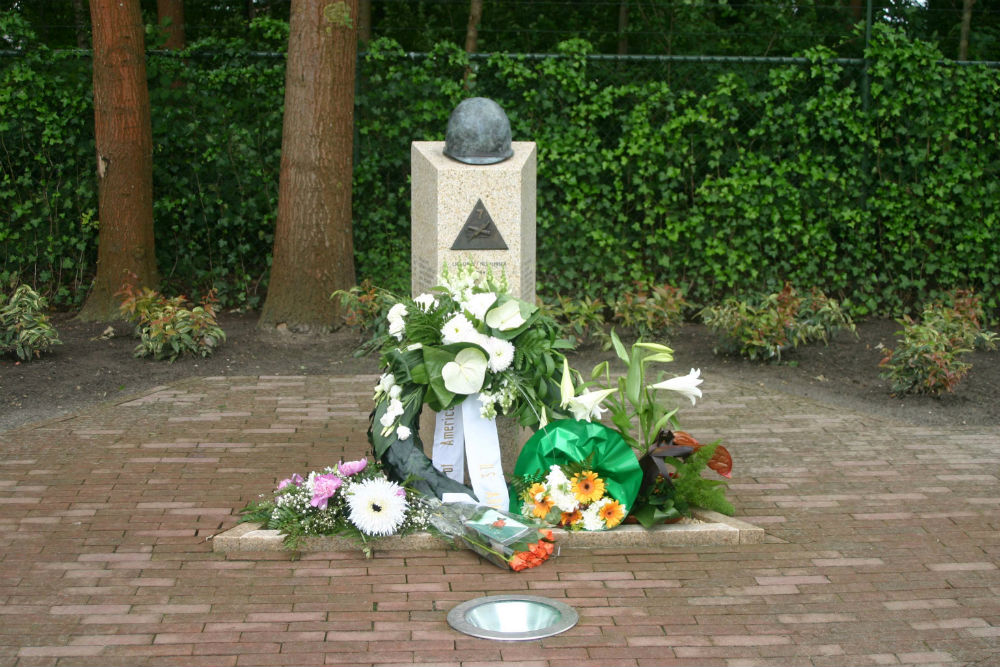 Monument 7e Amerikaanse Pantserdivisie