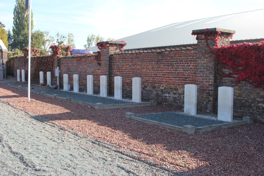 Commonwealth War Graves Enghien #2
