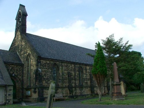 Oorlogsgraven van het Gemenebest Holy Trinity Churchyard