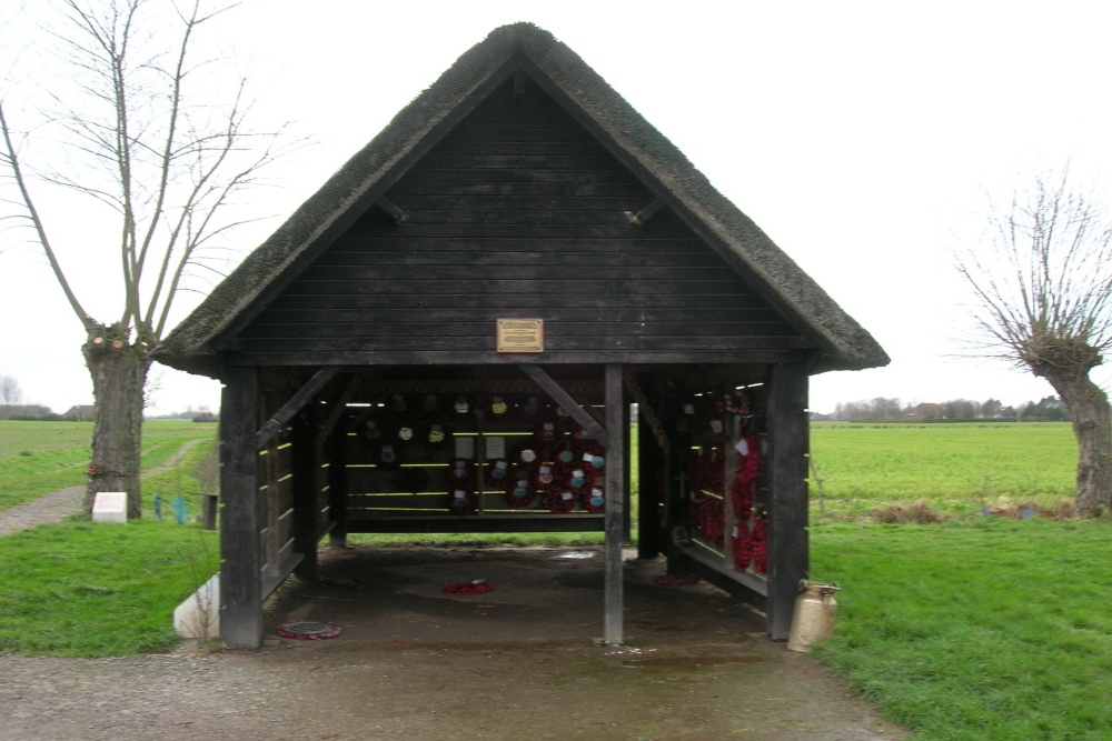 La Plaine au Bois Site - Schuur van de Massamoord - Esquelbecq