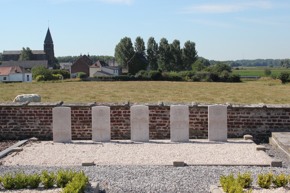 Commonwealth War Graves Obigies #2