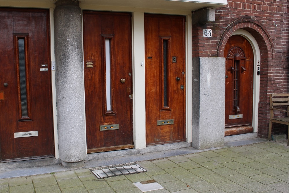 Stolpersteine Deurloostraat 64 #4