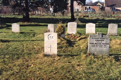 Oorlogsgraven van het Gemenebest St. John the Baptist Churchyard #1