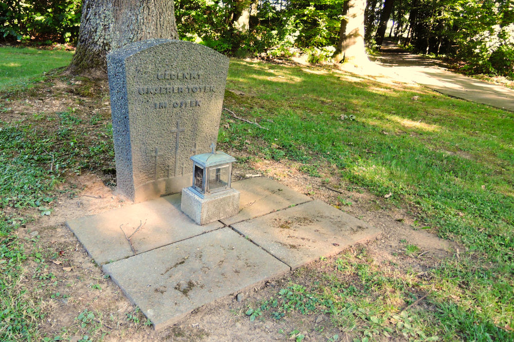 Monument Slachtoffers Verdrijving Uit Het Oosten