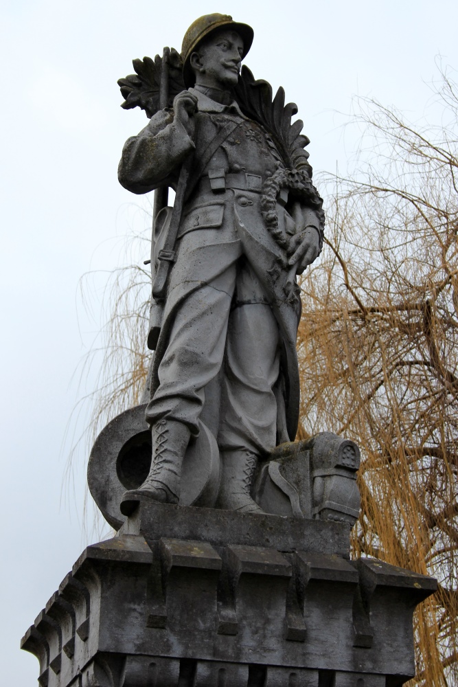 War Memorial Calonne #2