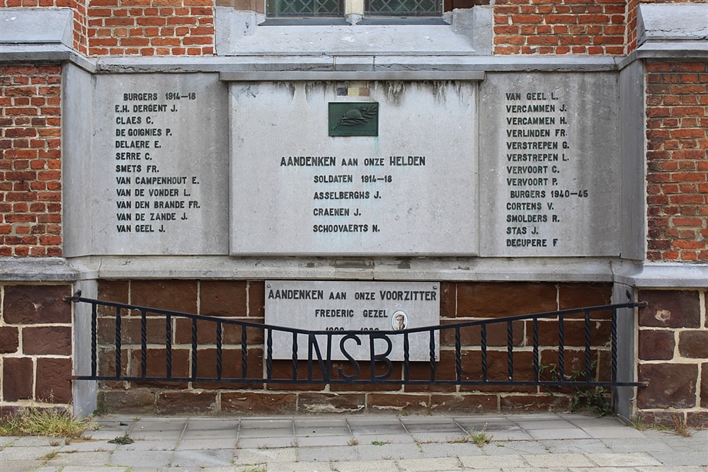 Memorial War victims Sint-Corneliuskerk Gelrode #1