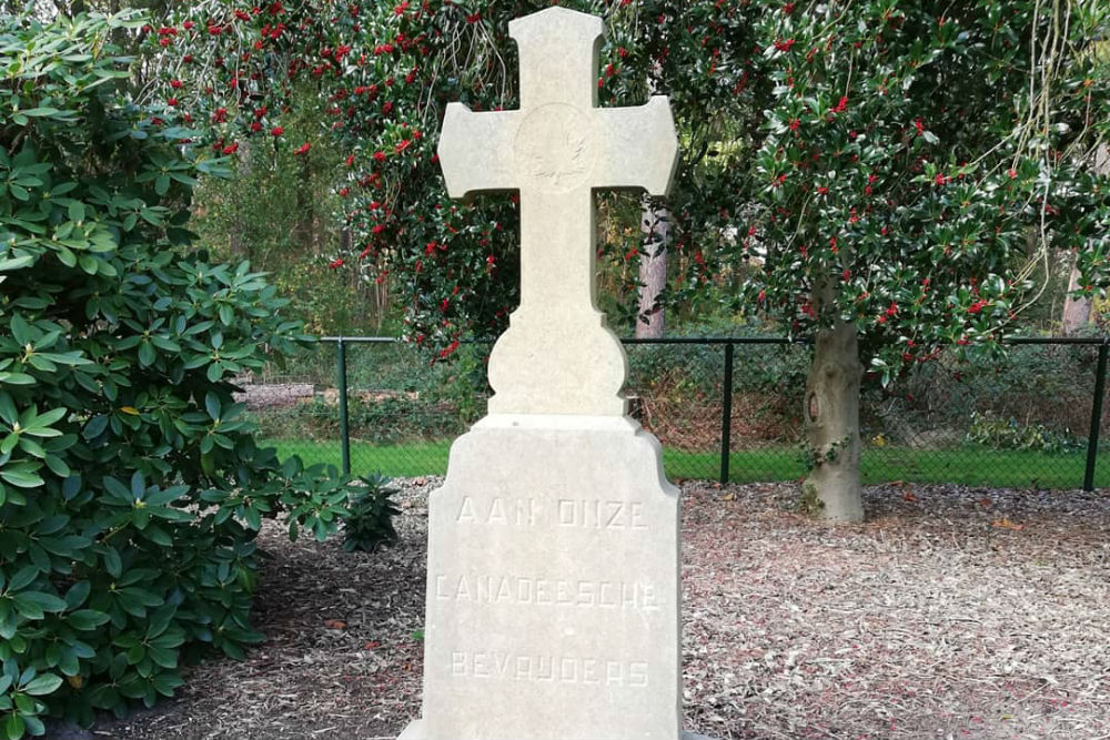 Memorial Canadian War Cemetery