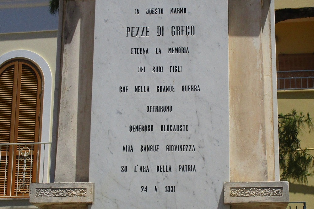 Oorlogsmonument Pezze di Greco #3