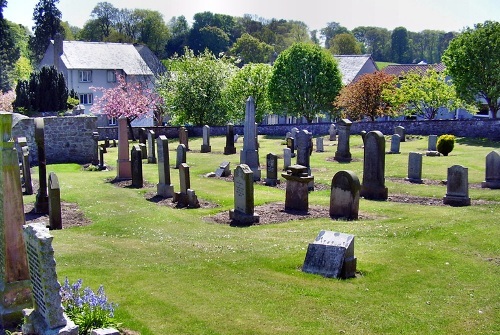 Oorlogsgraven van het Gemenebest Kirknewton Parish Churchyard
