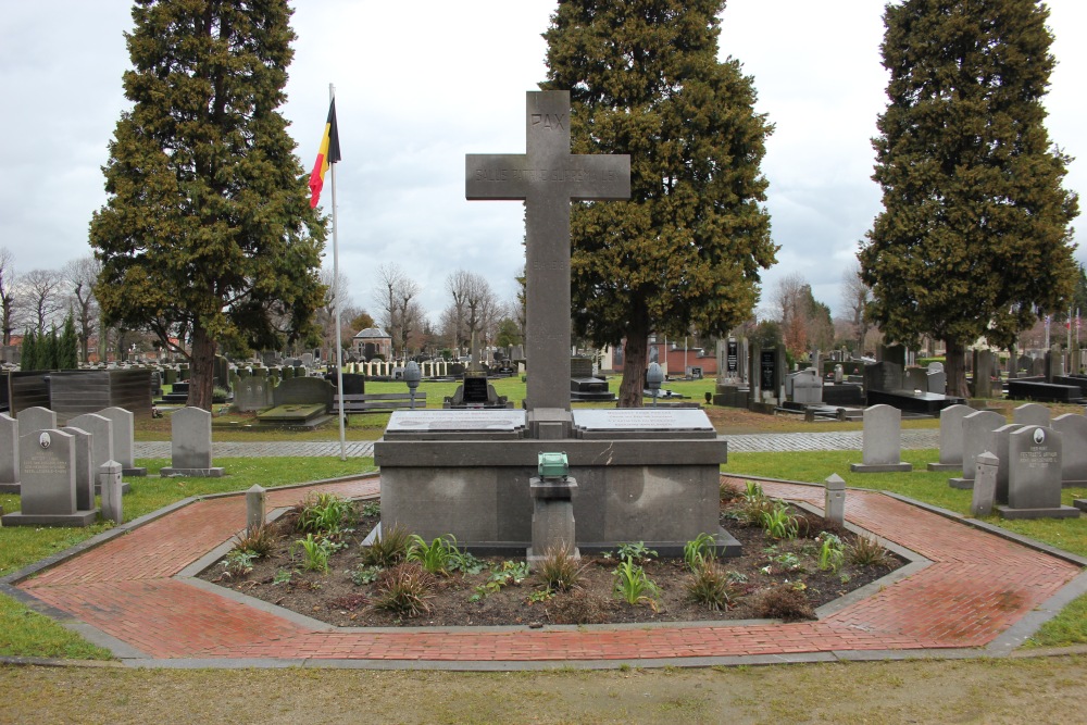 War Memorial and Memory Flame Veterans Leuven #1