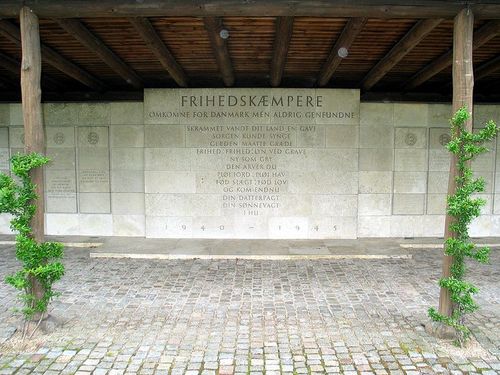 Danish Resistance Fighters Cemetery sterbro #3