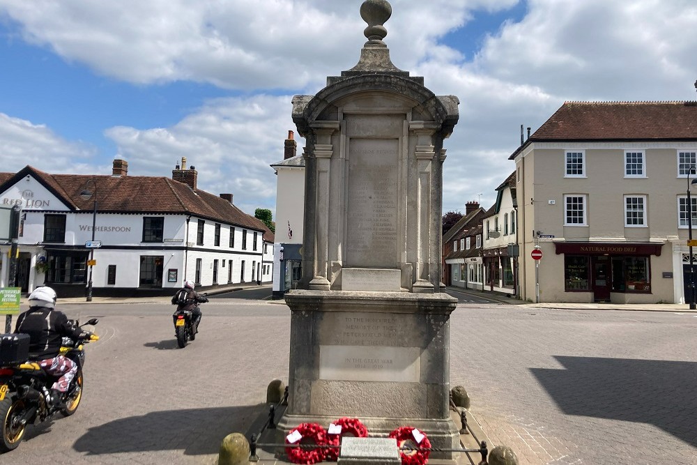 Oorlogsmonument Petersfield #5