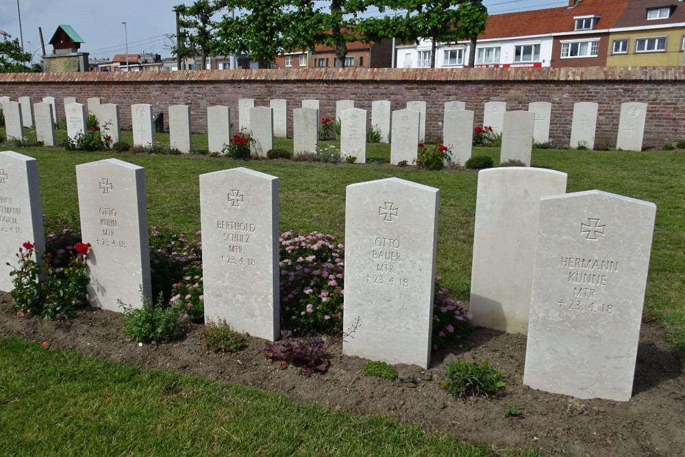 German War Churchyard No: 184 Zeebrugge #4