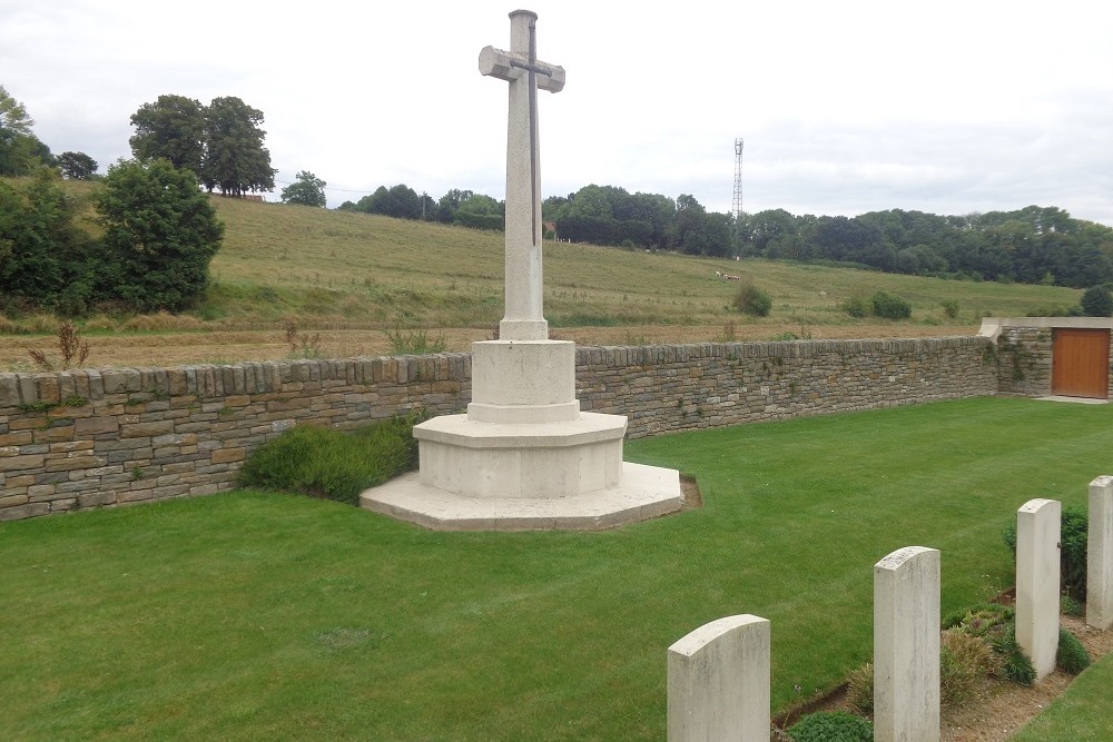 Commonwealth War Graves Suzanne Extension #2