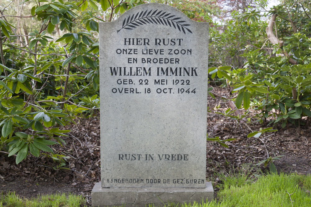 Dutch War Graves General Cemetery Markelo #3