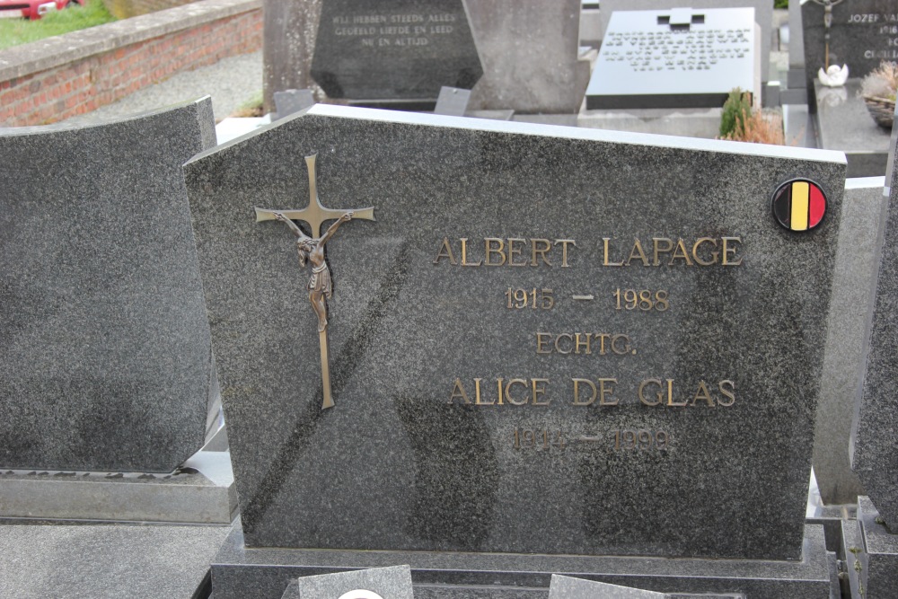 Belgian Graves Veterans Ophasselt Cemetery #3