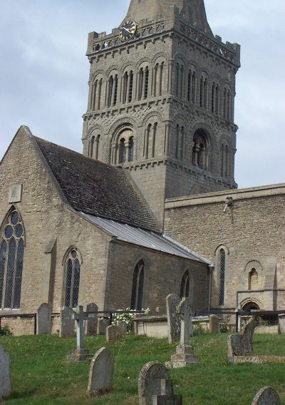 Oorlogsgraven van het Gemenebest St Kyneburga Churchyard