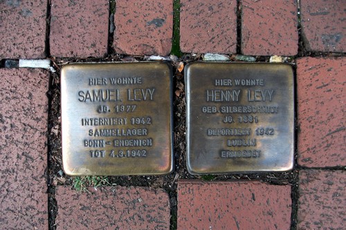 Stumbling Stones Obere Wilhelmstraße 1
