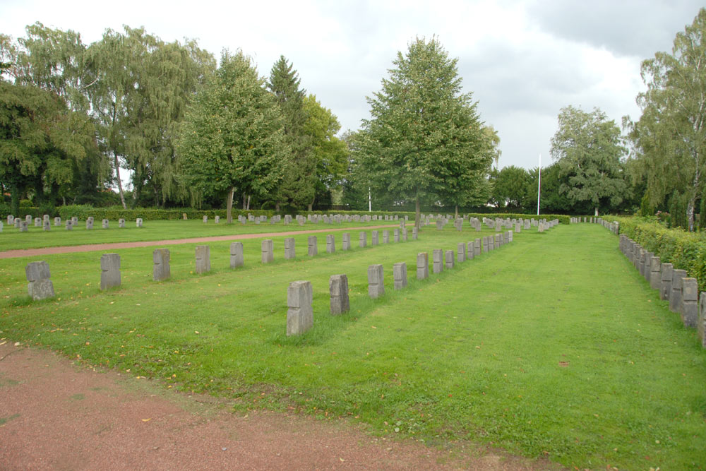 Monument Voormalig Frans Grafveld Sdenfriedhof Hamm #4