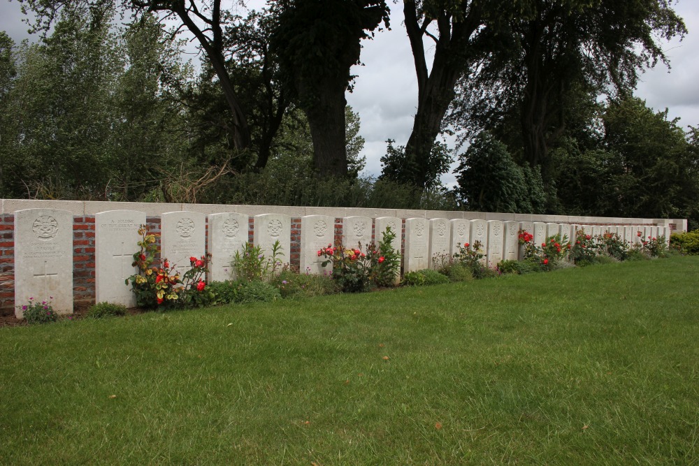 Commonwealth War Cemetery Shrine #5