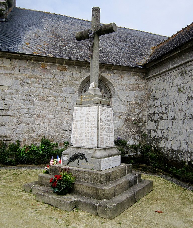 War Memorial Pouldergat