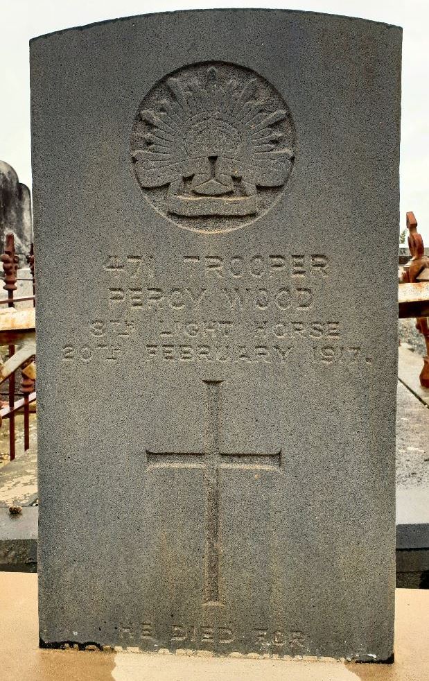 Commonwealth War Grave Ondit and South Cundare Public Cemetery #1