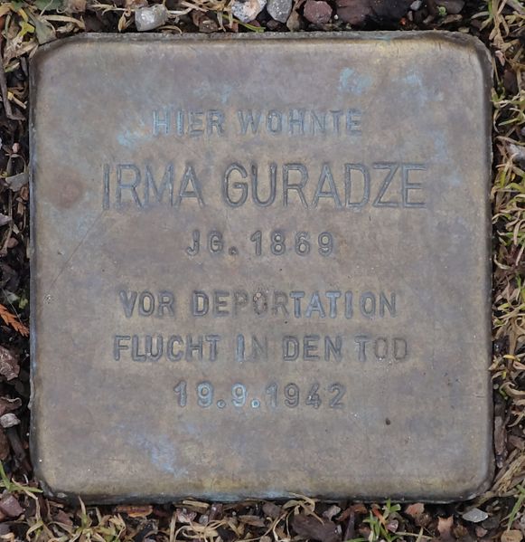 Stumbling Stone Reinhardsbrunner Straße 33