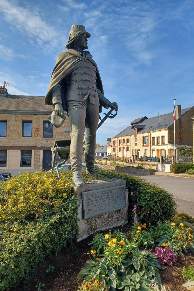 Statue General Margueritte #2